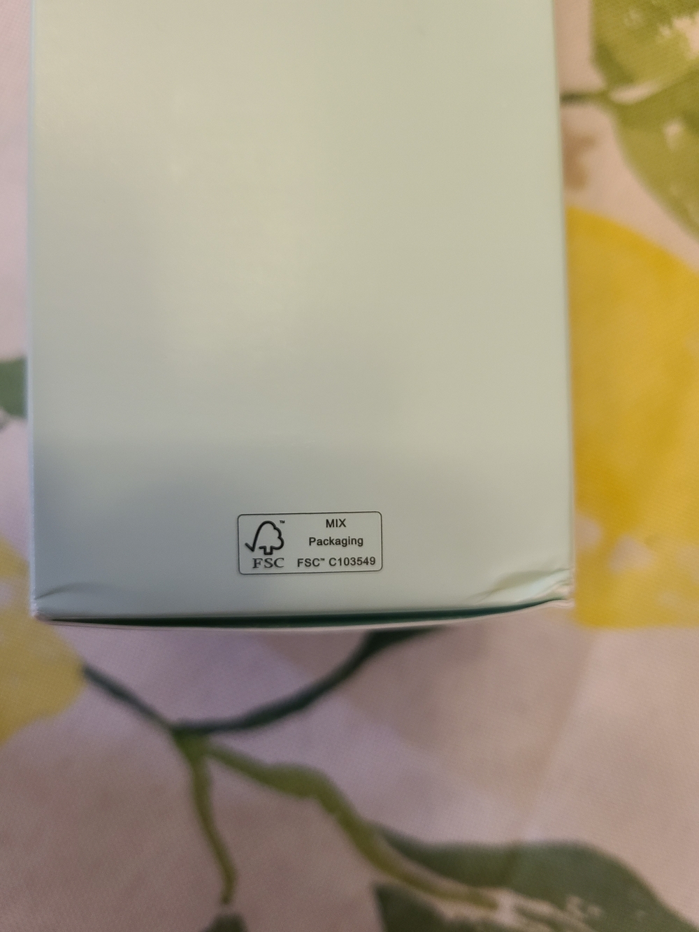 Estee Lauder Micro Essence Treatment Lotion – White with Blue Accents - Picture 2 of 4